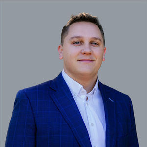 Meet your Posher, Cole